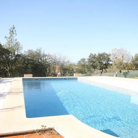 Villa Villa Tomar *